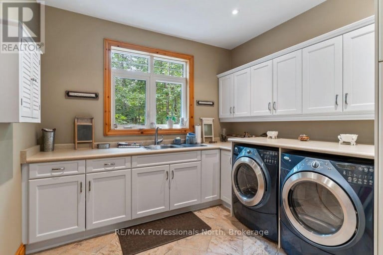1041 KINGFISHER LANE, Minden Hills (Minden), Ontario, K0M2K0