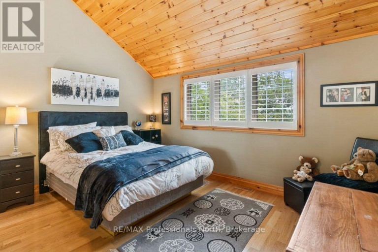1041 KINGFISHER LANE, Minden Hills (Minden), Ontario, K0M2K0