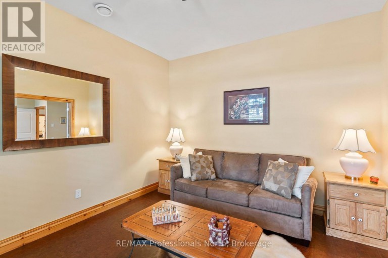 1041 KINGFISHER LANE, Minden Hills (Minden), Ontario, K0M2K0