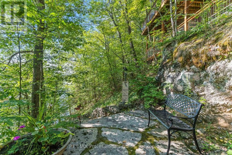 1041 KINGFISHER LANE, Minden Hills (Minden), Ontario, K0M2K0