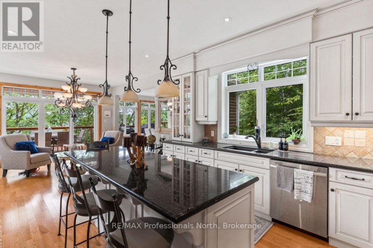 1041 KINGFISHER LANE, Minden Hills (Minden), Ontario, K0M2K0