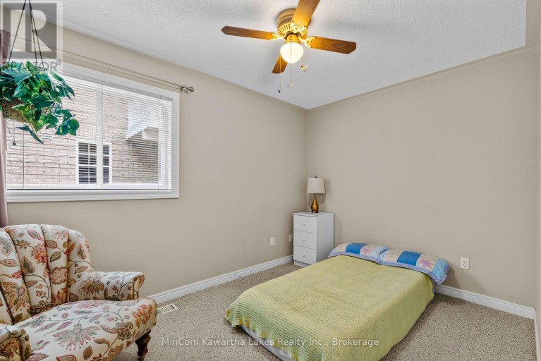 1069 SILVERDALE ROAD, Peterborough (Otonabee Ward 1), Ontario, K9J7W5