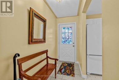 1069 SILVERDALE ROAD Peterborough (Otonabee Ward 1) Ontario photo 3
