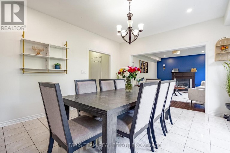 31 THE QUEENSWAY, Barrie (Innis-Shore), Ontario, L4M7H5