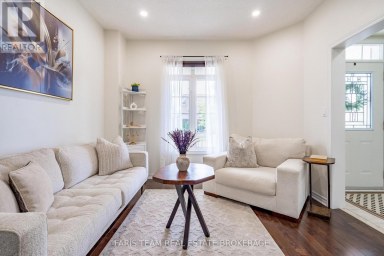 31 THE QUEENSWAY Barrie (Innis-Shore) Ontario photo 15