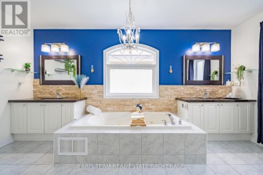31 THE QUEENSWAY Barrie (Innis-Shore) Ontario photo 24
