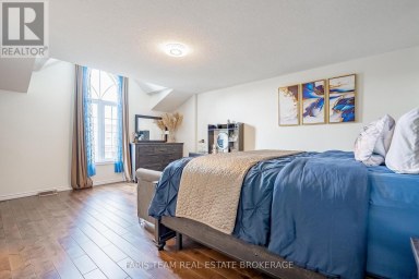 31 THE QUEENSWAY Barrie (Innis-Shore) Ontario photo 26