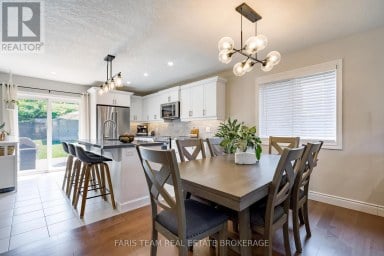 17 HUNTER AVENUE Tay (Victoria Harbour) Ontario photo 11