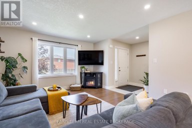 17 HUNTER AVENUE Tay (Victoria Harbour) Ontario photo 13
