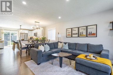 17 HUNTER AVENUE Tay (Victoria Harbour) Ontario photo 14