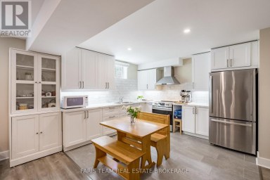 17 HUNTER AVENUE Tay (Victoria Harbour) Ontario photo 23