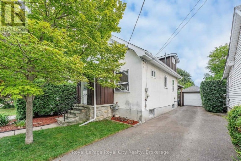 19 WALTER STREET, Guelph (St. Patrick's Ward), Ontario, N1E5N9