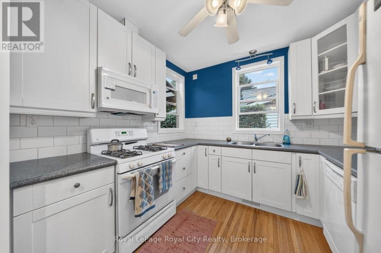 19 WALTER STREET, Guelph (St. Patrick's Ward), Ontario, N1E5N9