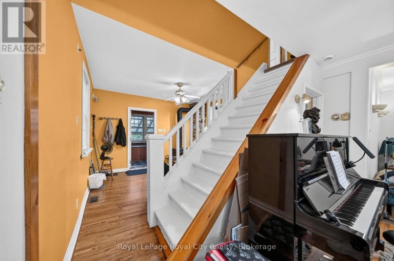 19 WALTER STREET, Guelph (St. Patrick's Ward), Ontario, N1E5N9
