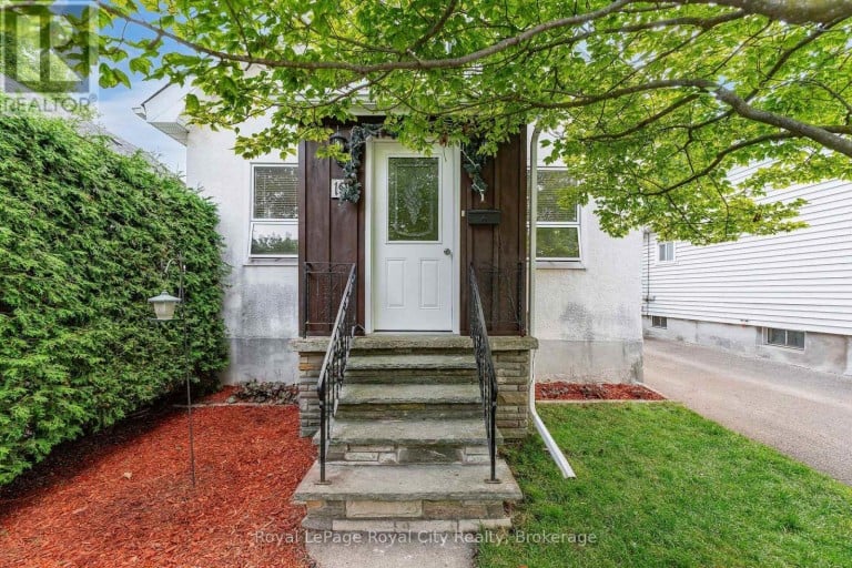 19 WALTER STREET, Guelph (St. Patrick's Ward), Ontario, N1E5N9