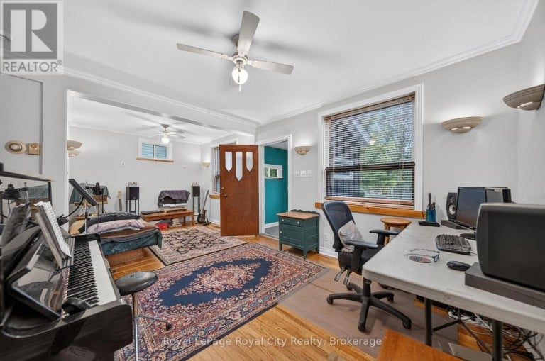 19 WALTER STREET, Guelph (St. Patrick's Ward), Ontario, N1E5N9