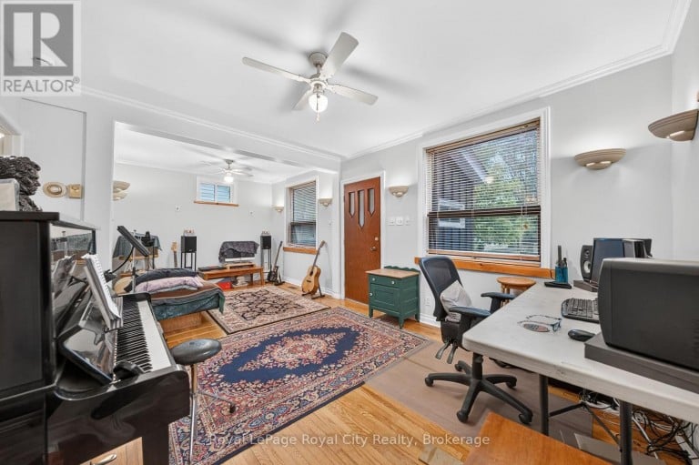 19 WALTER STREET, Guelph (St. Patrick's Ward), Ontario, N1E5N9