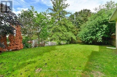 8 PANTER CIRCLE Belleville (Belleville Ward) Ontario photo 45
