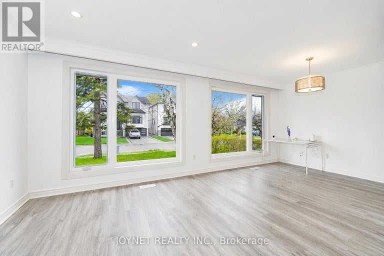299 PALMER AVENUE, Richmond Hill (Harding), Ontario, L4C1P4