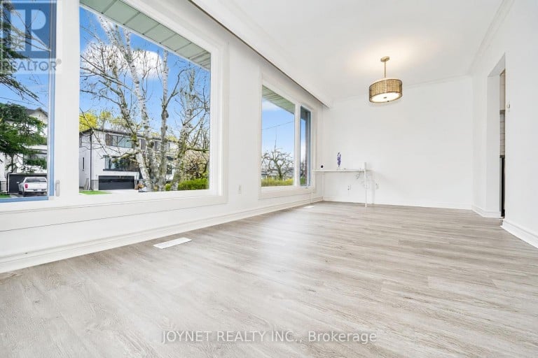 299 PALMER AVENUE, Richmond Hill (Harding), Ontario, L4C1P4