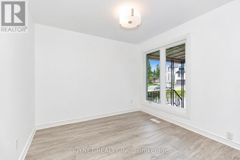 299 PALMER AVENUE, Richmond Hill (Harding), Ontario, L4C1P4