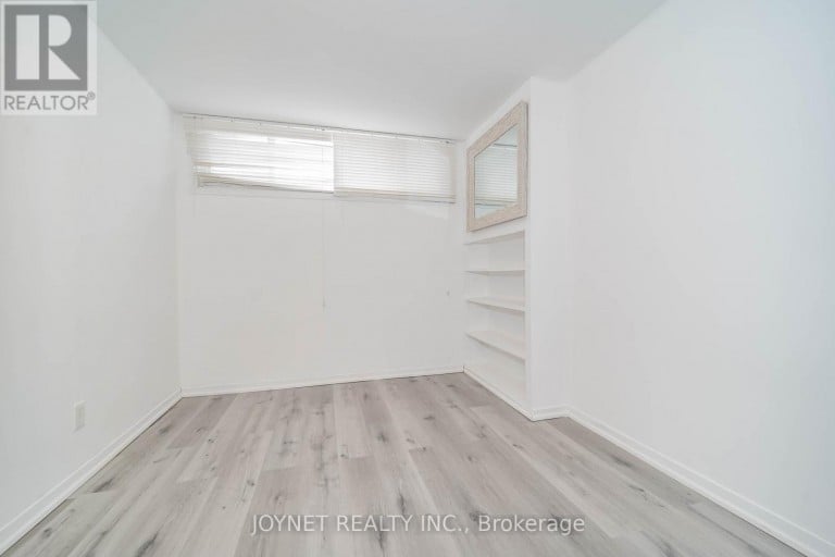 299 PALMER AVENUE, Richmond Hill (Harding), Ontario, L4C1P4