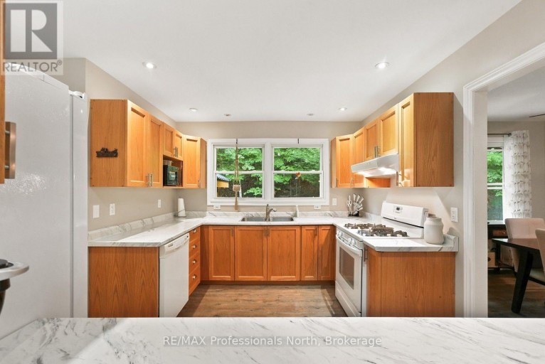 202 SUNNYSIDE STREET, Dysart et al (Dysart), Ontario, K0M1S0