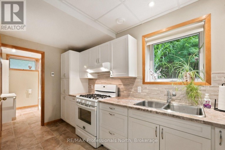 202 SUNNYSIDE STREET, Dysart et al (Dysart), Ontario, K0M1S0