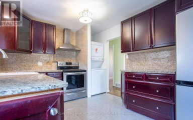 210 HARRYGAN CRESCENT Richmond Hill (Mill Pond) Ontario photo 11