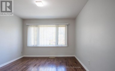 210 HARRYGAN CRESCENT Richmond Hill (Mill Pond) Ontario photo 14