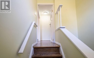 210 HARRYGAN CRESCENT Richmond Hill (Mill Pond) Ontario photo 19