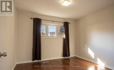 210 HARRYGAN CRESCENT Richmond Hill (Mill Pond) Ontario photo 20