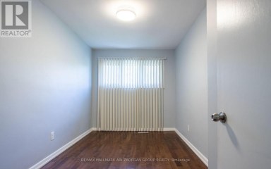210 HARRYGAN CRESCENT Richmond Hill (Mill Pond) Ontario photo 22