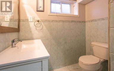 210 HARRYGAN CRESCENT Richmond Hill (Mill Pond) Ontario photo 25