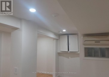 210 HARRYGAN CRESCENT Richmond Hill (Mill Pond) Ontario photo 31