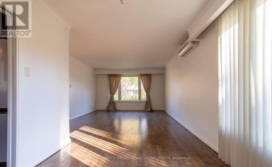 210 HARRYGAN CRESCENT Richmond Hill (Mill Pond) Ontario photo 4