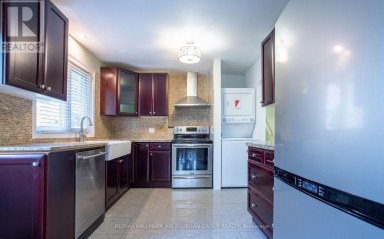 210 HARRYGAN CRESCENT Richmond Hill (Mill Pond) Ontario photo 6