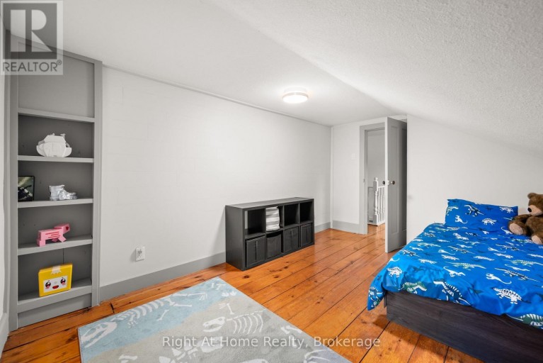 88 KING STREET E, Cavan Monaghan (Millbrook Village), Ontario, L0A1G0