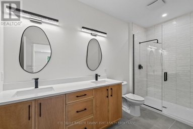 119 JAMES STREET North Middlesex (Ailsa Craig) Ontario photo 17