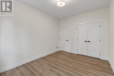 119 JAMES STREET North Middlesex (Ailsa Craig) Ontario photo 23