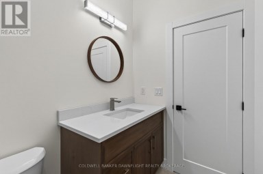 119 JAMES STREET North Middlesex (Ailsa Craig) Ontario photo 27