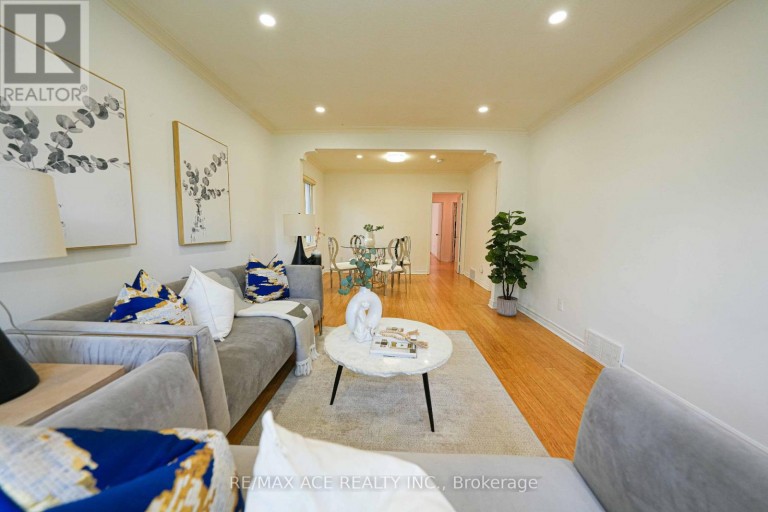 59 LILIAN DRIVE, Toronto (Wexford-Maryvale), Ontario, M1R3W4