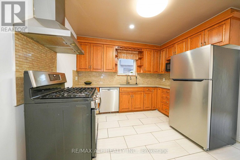 59 LILIAN DRIVE, Toronto (Wexford-Maryvale), Ontario, M1R3W4