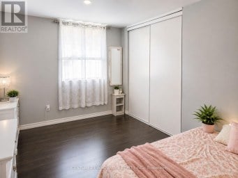 609 - 1 MASSEY SQUARE Toronto (Crescent Town) Ontario photo 9
