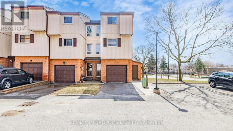 19 - 601 GALAHAD DRIVE, Oshawa (Eastdale), Ontario, L1K1L9