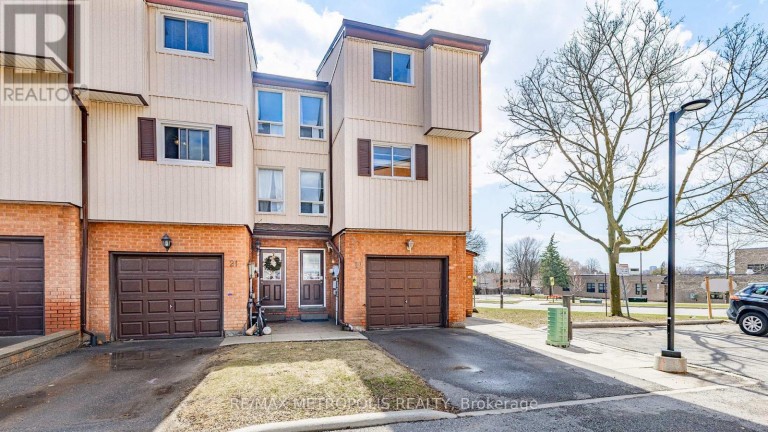19 - 601 GALAHAD DRIVE, Oshawa (Eastdale), Ontario, L1K1L9