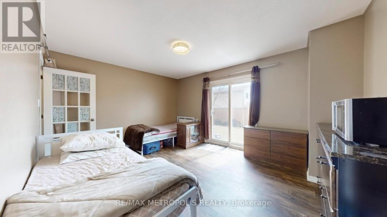19 - 601 GALAHAD DRIVE, Oshawa (Eastdale), Ontario, L1K1L9
