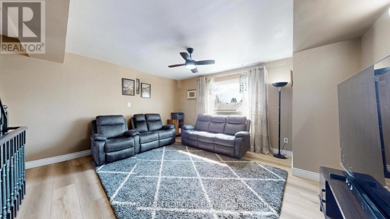 19 - 601 GALAHAD DRIVE, Oshawa (Eastdale), Ontario, L1K1L9