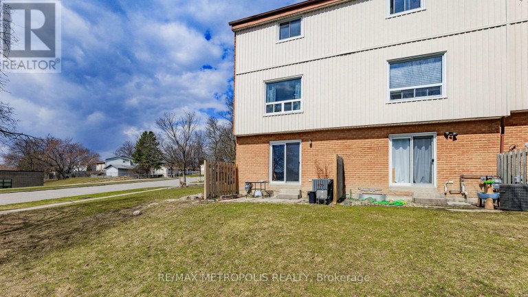 19 - 601 GALAHAD DRIVE, Oshawa (Eastdale), Ontario, L1K1L9