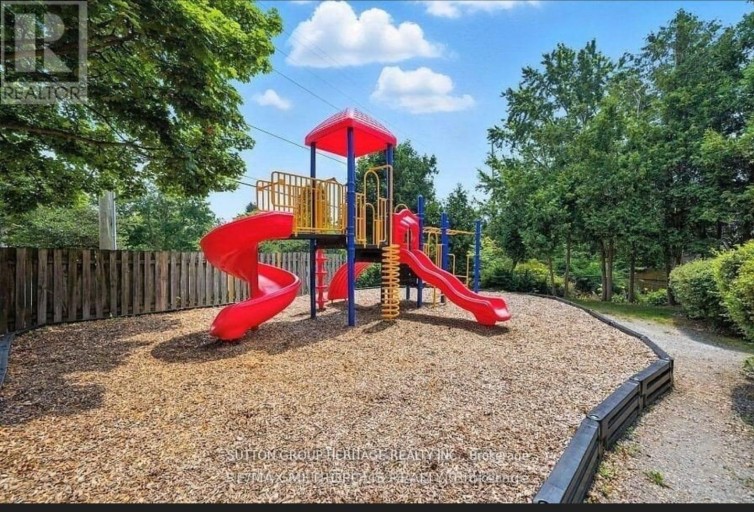 19 - 601 GALAHAD DRIVE, Oshawa (Eastdale), Ontario, L1K1L9